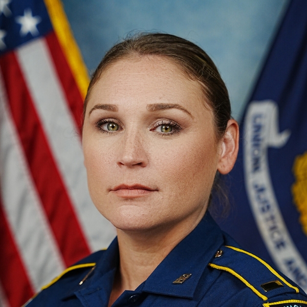 Official portrait of Lt. Mindi Keith